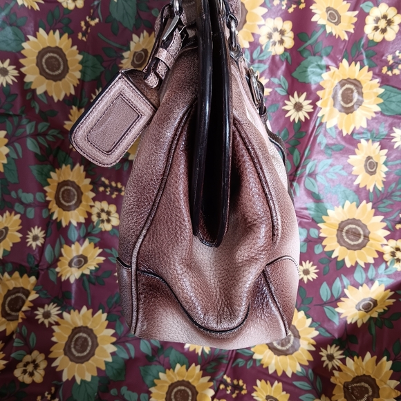 *Genuine Vintage Prada Leather Ombre bag!* - Picture 7 of 14